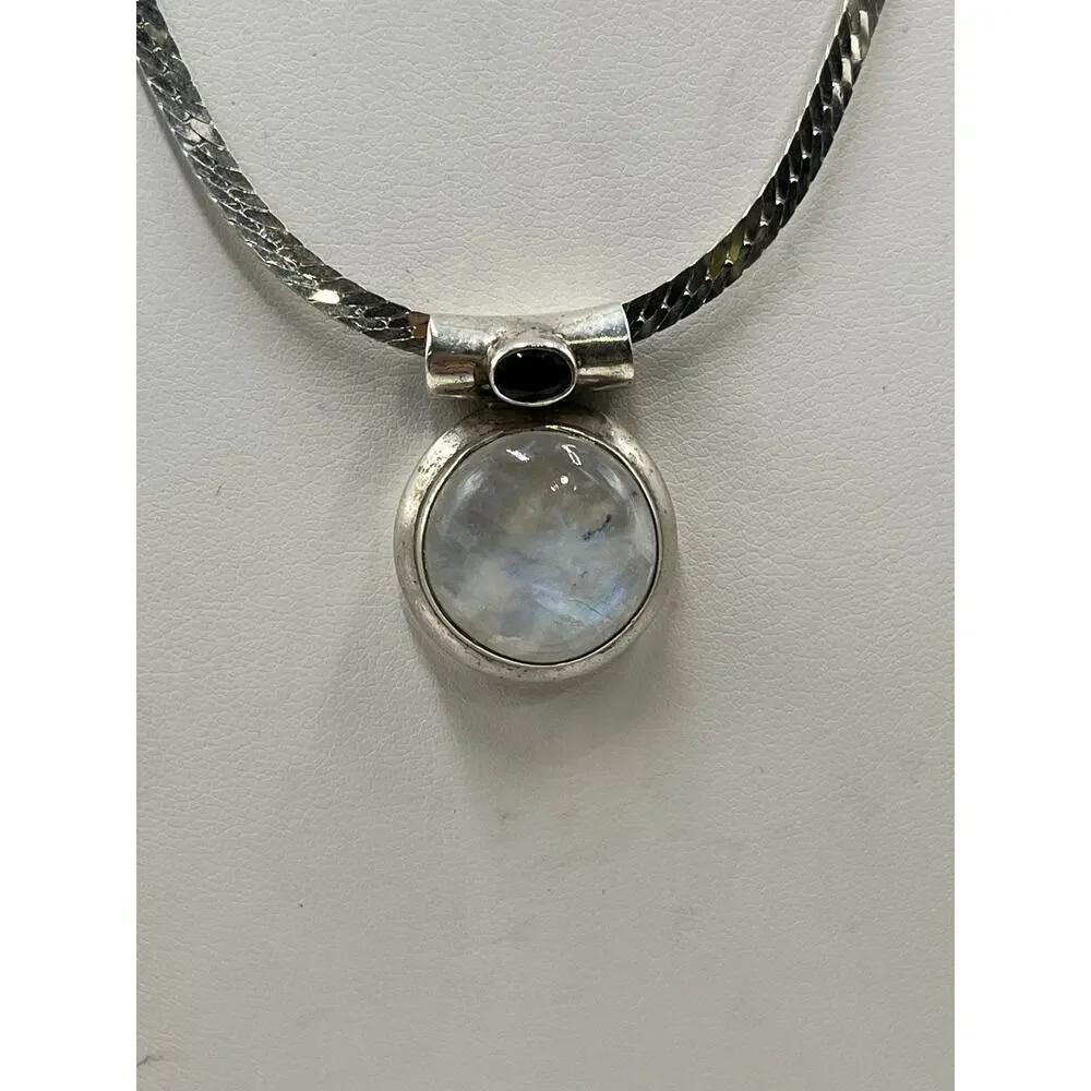 TJ Sterling Silver Moonstone Amethyst Bezel‎ Cabachon pendant Snake Necklace